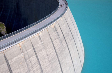 网站设计案例
中国水利水电第一工程局有限公司华南分局官网